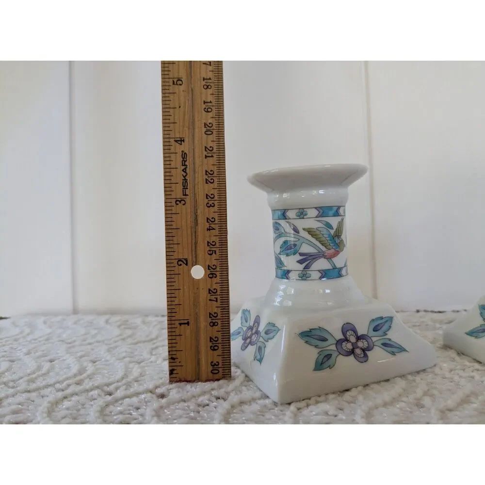 Pair of ceramic tapered candlestick holders - Birds, flowers - Made in Japan
